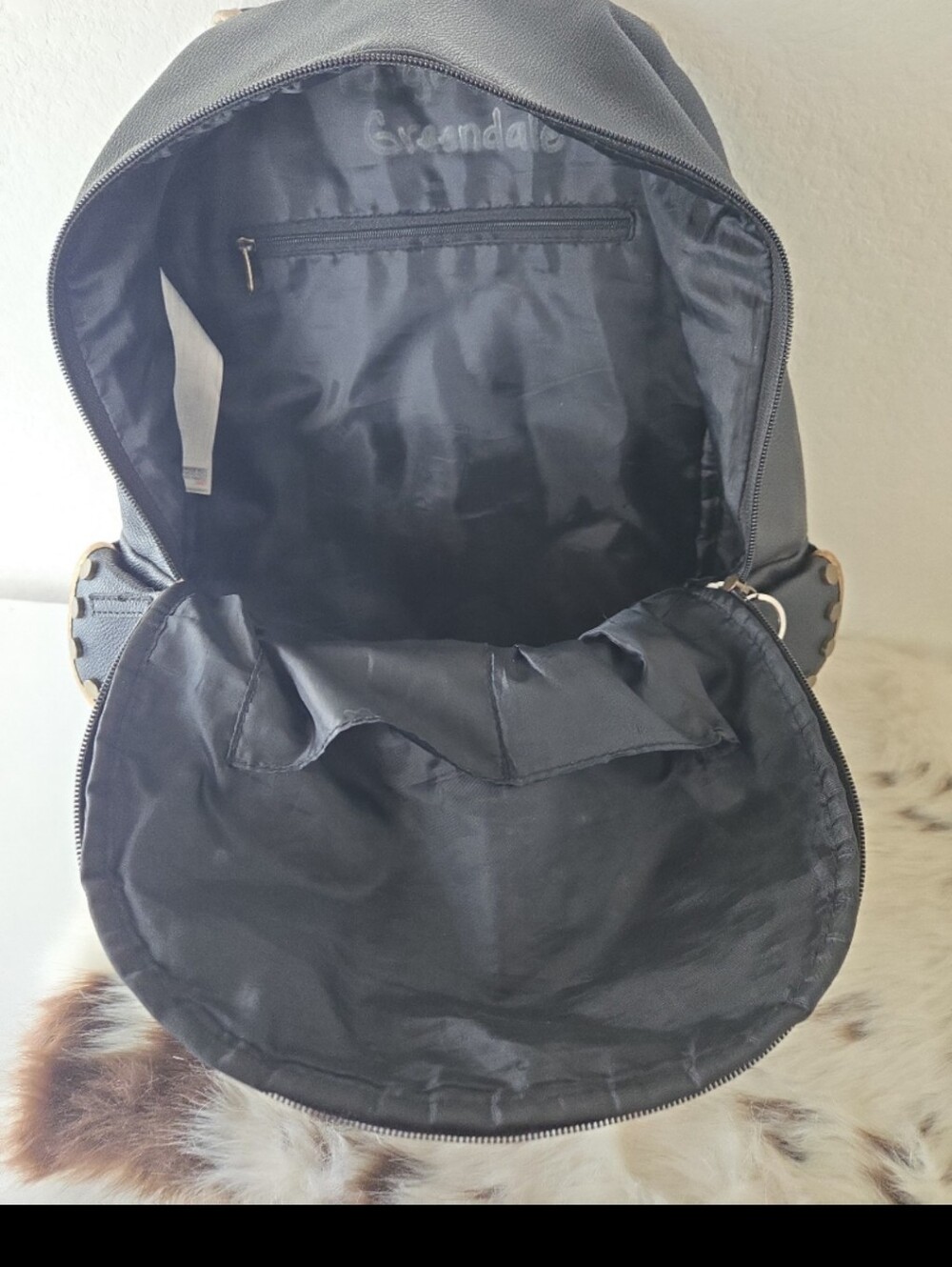 Disney Descendants Backpack - Picture 11 of 12